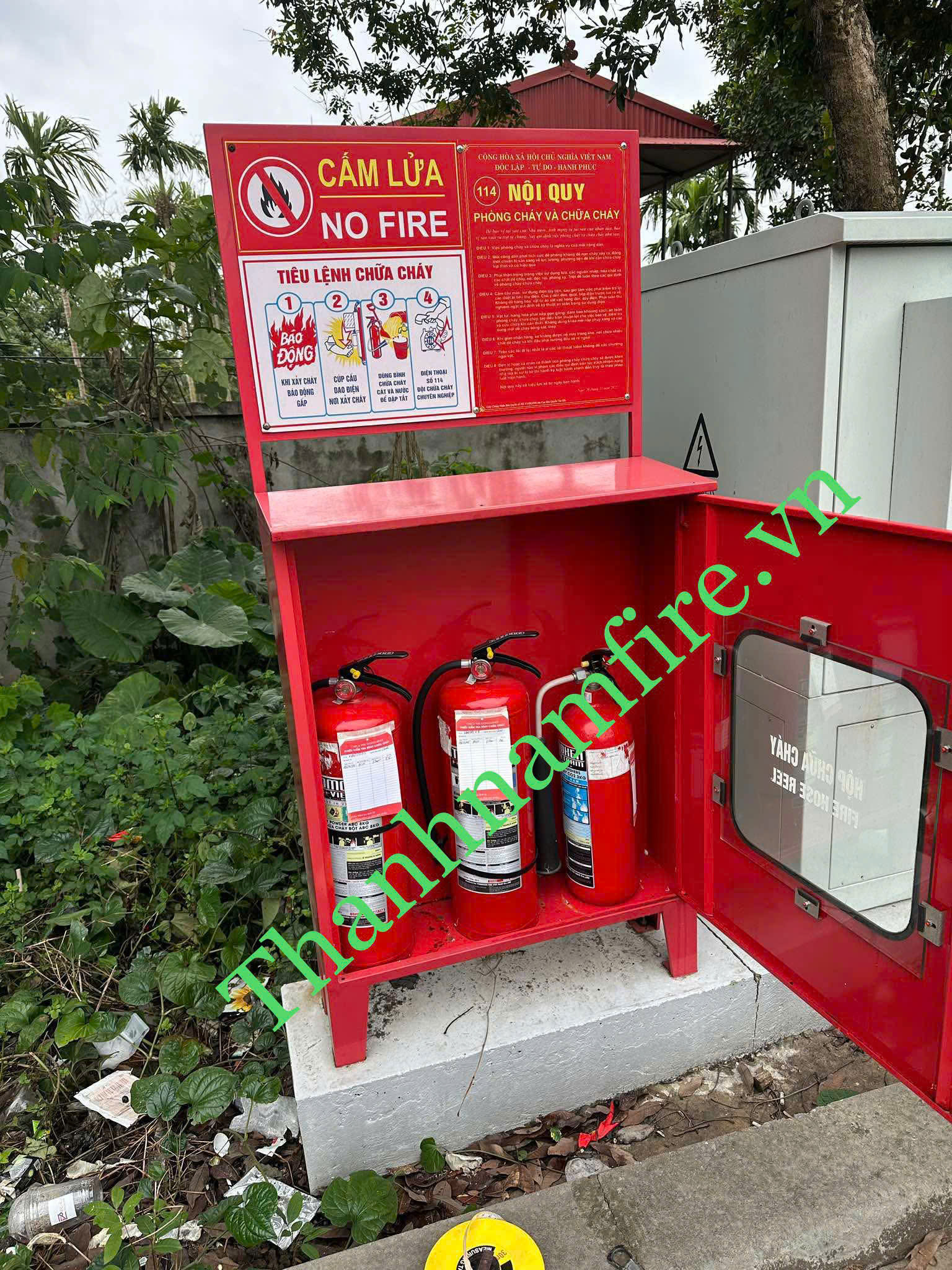Tủ PCCC Ngoài Nhà có khung nội quy tiêu lệnh Tủ PCCC Ngoài Nhà có khung nội quy tiêu lệnh