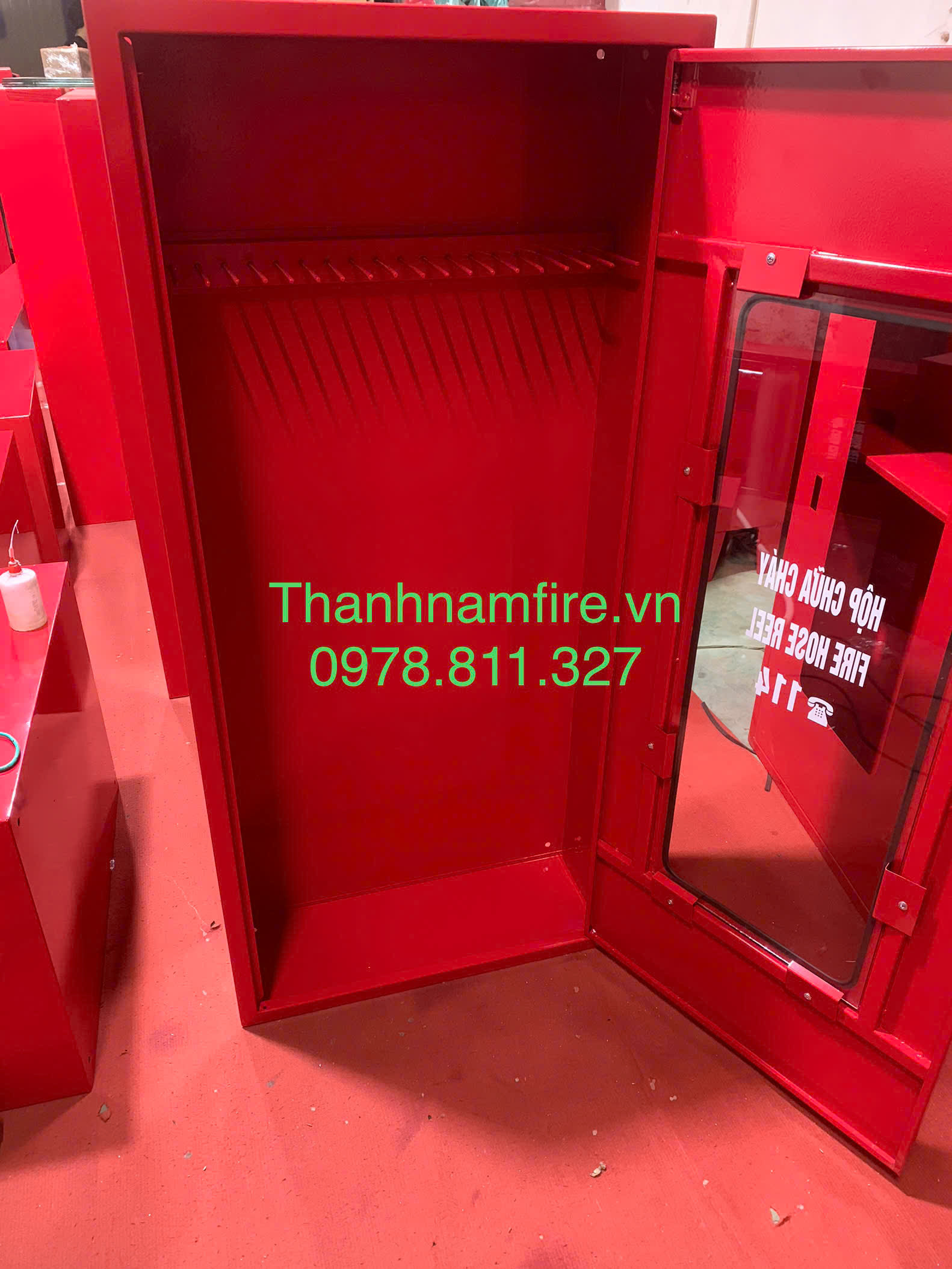 Hộp Chữa Cháy 1300x600x200 mm - Có Móc Treo Vòi Hộp Chữa Cháy 1300x600x200 mm - Có Móc Treo Vòi