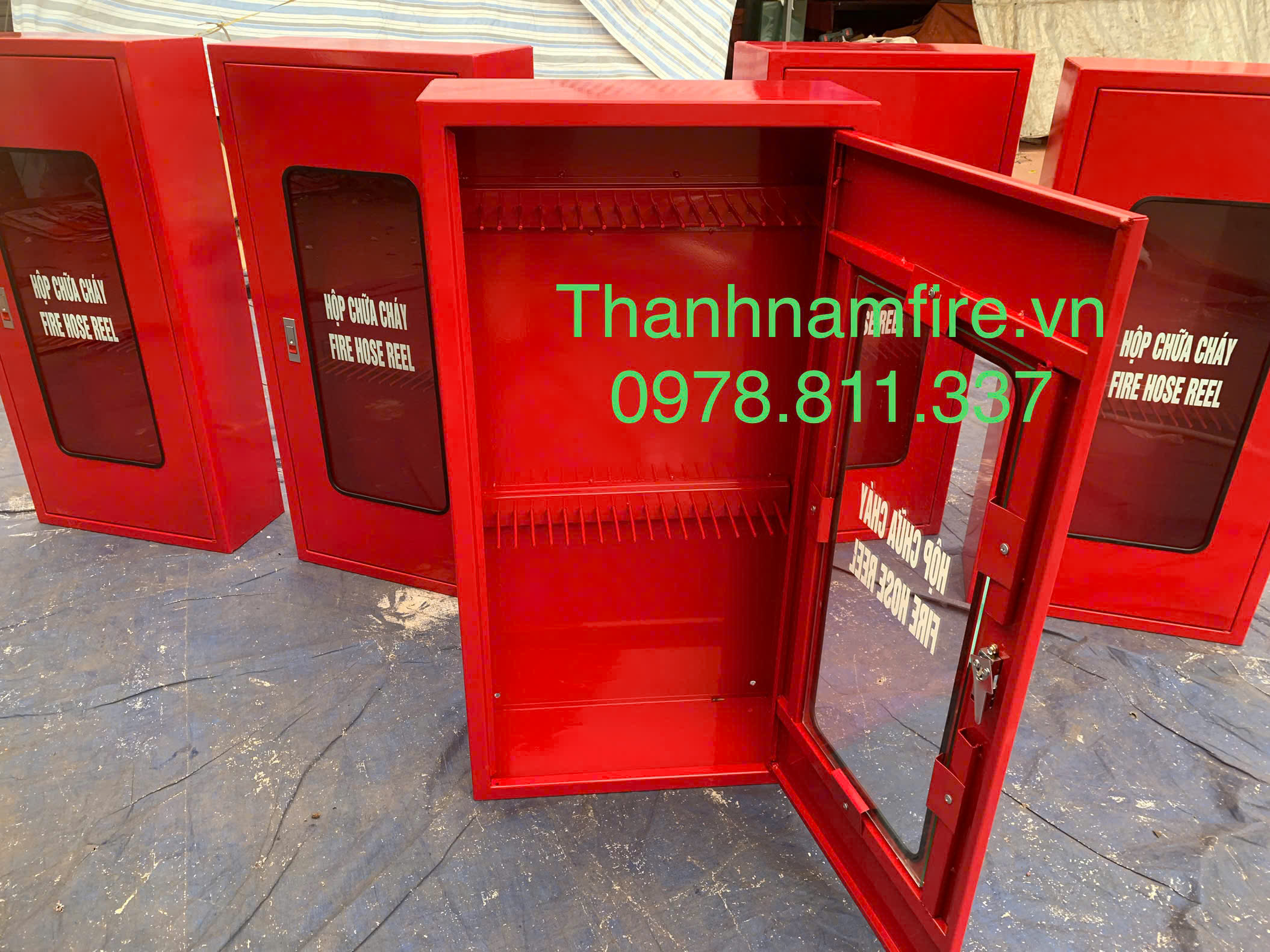 Hộp Chữa Cháy 1300x600x200 mm - Có Móc Treo Vòi Hộp Chữa Cháy 1300x600x200 mm - Có Móc Treo Vòi