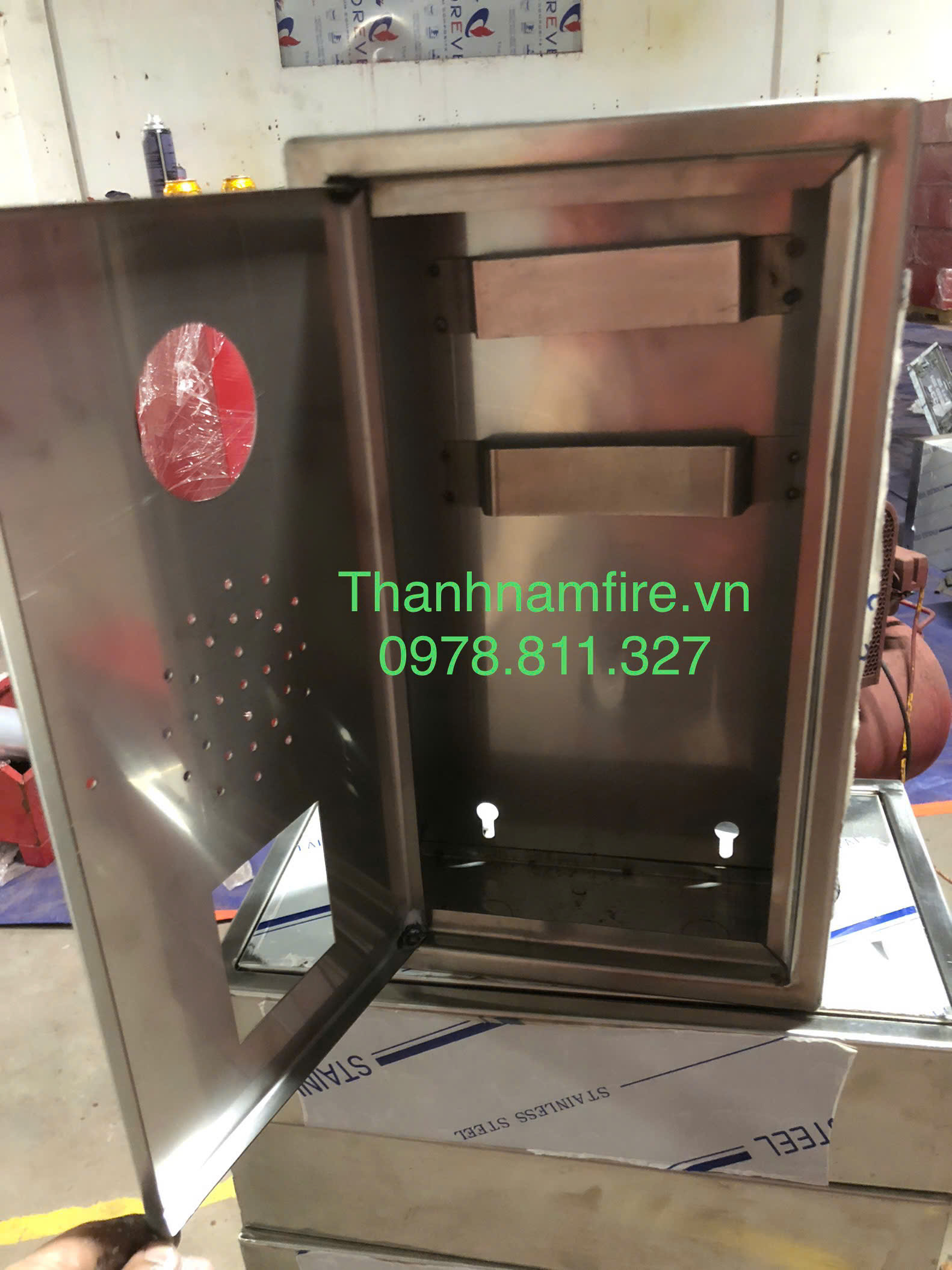 Tủ Chuông Đèn Nút Nhấn inox304 Tủ Chuông Đèn Nút Nhấn inox304